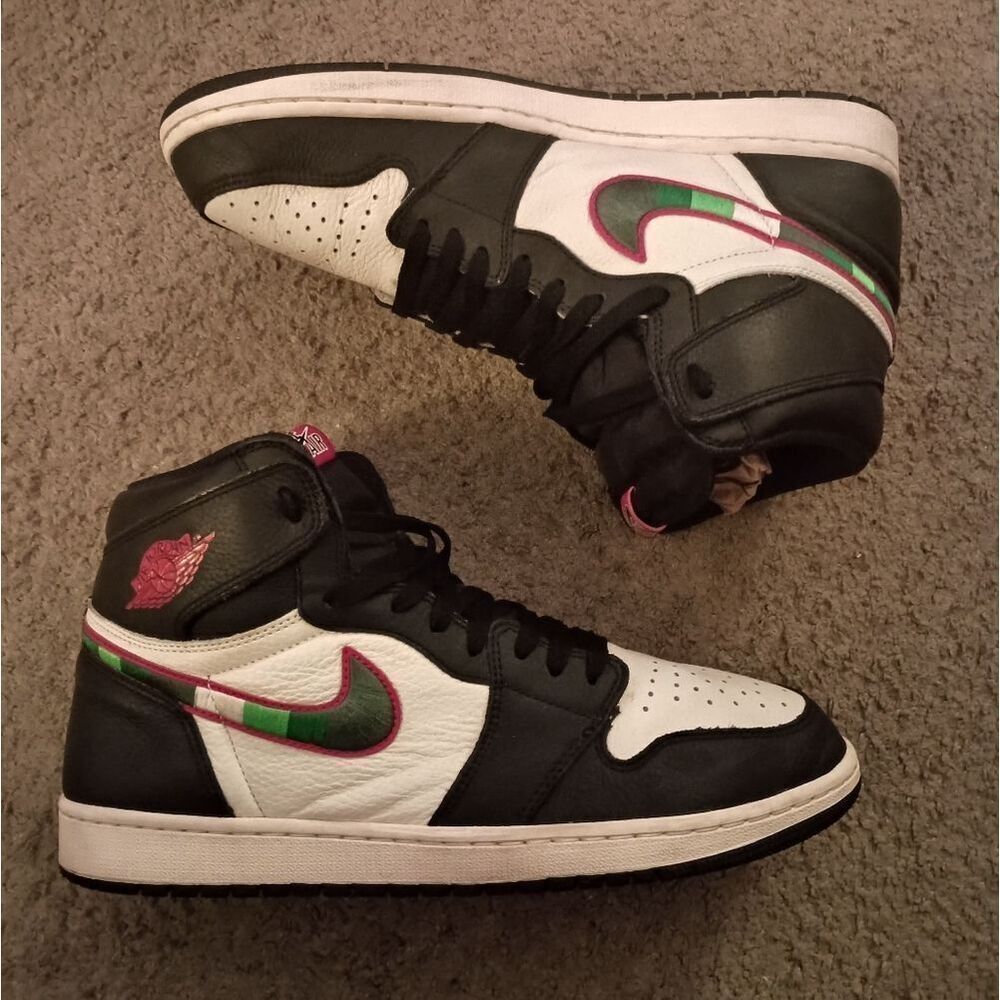 Jordan 1 Hi Sports Illustrated Men's Size 13 PRE-OWNED WITH EXTRA LACES & BOX